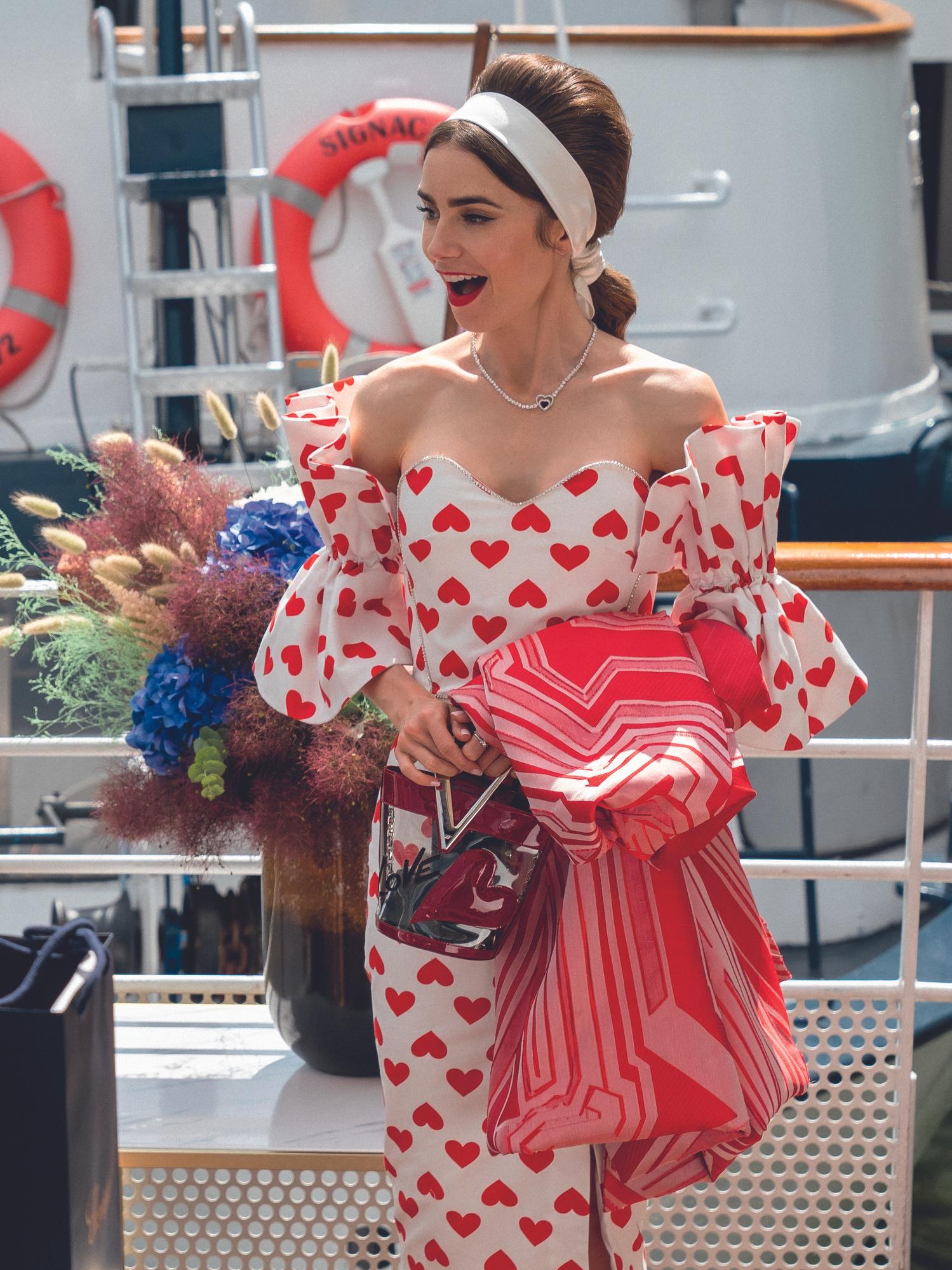 emily in paris nouveau livre de mode fashion