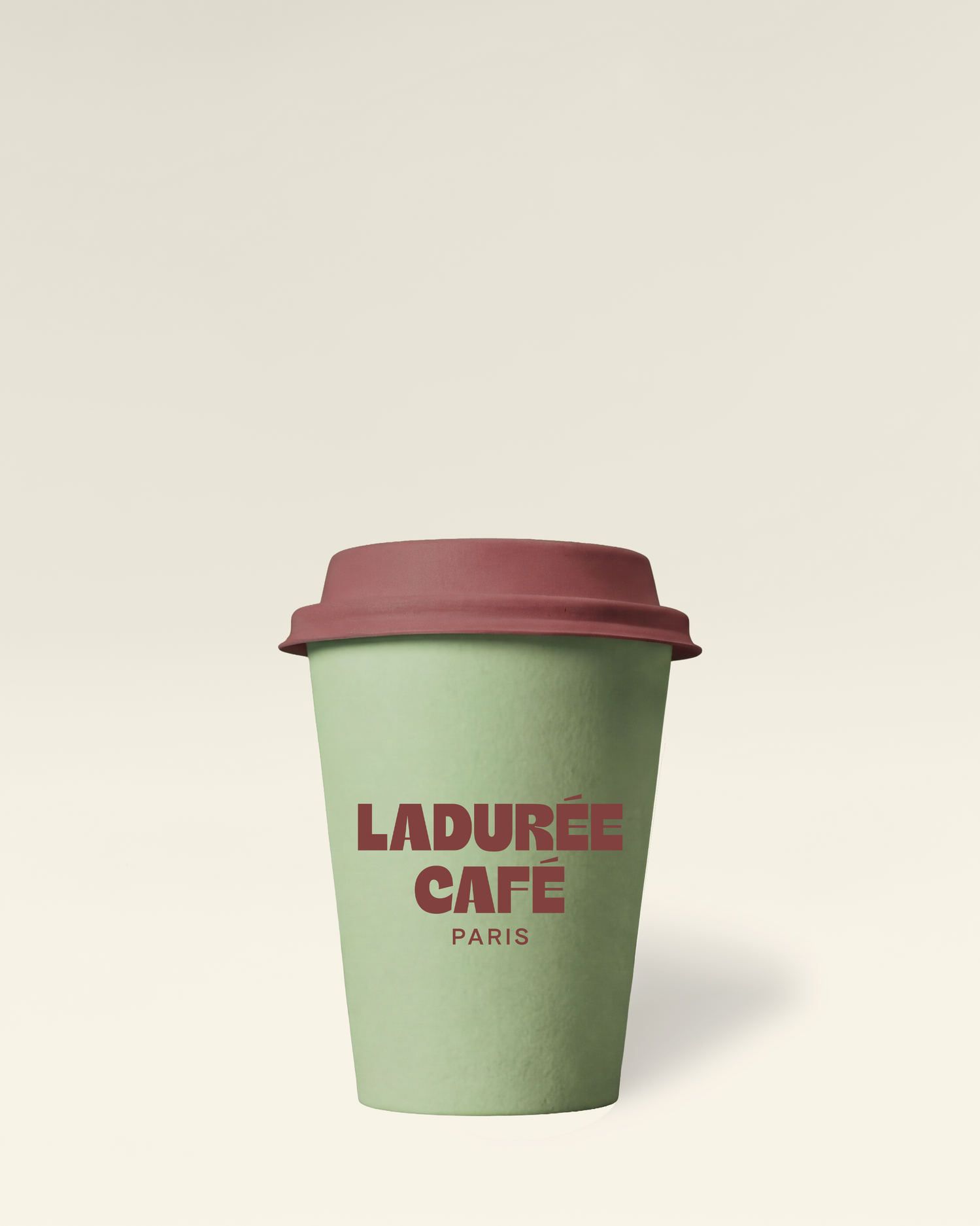 gobelet de café de chez ladurée, nouveau coffee shop à Paris