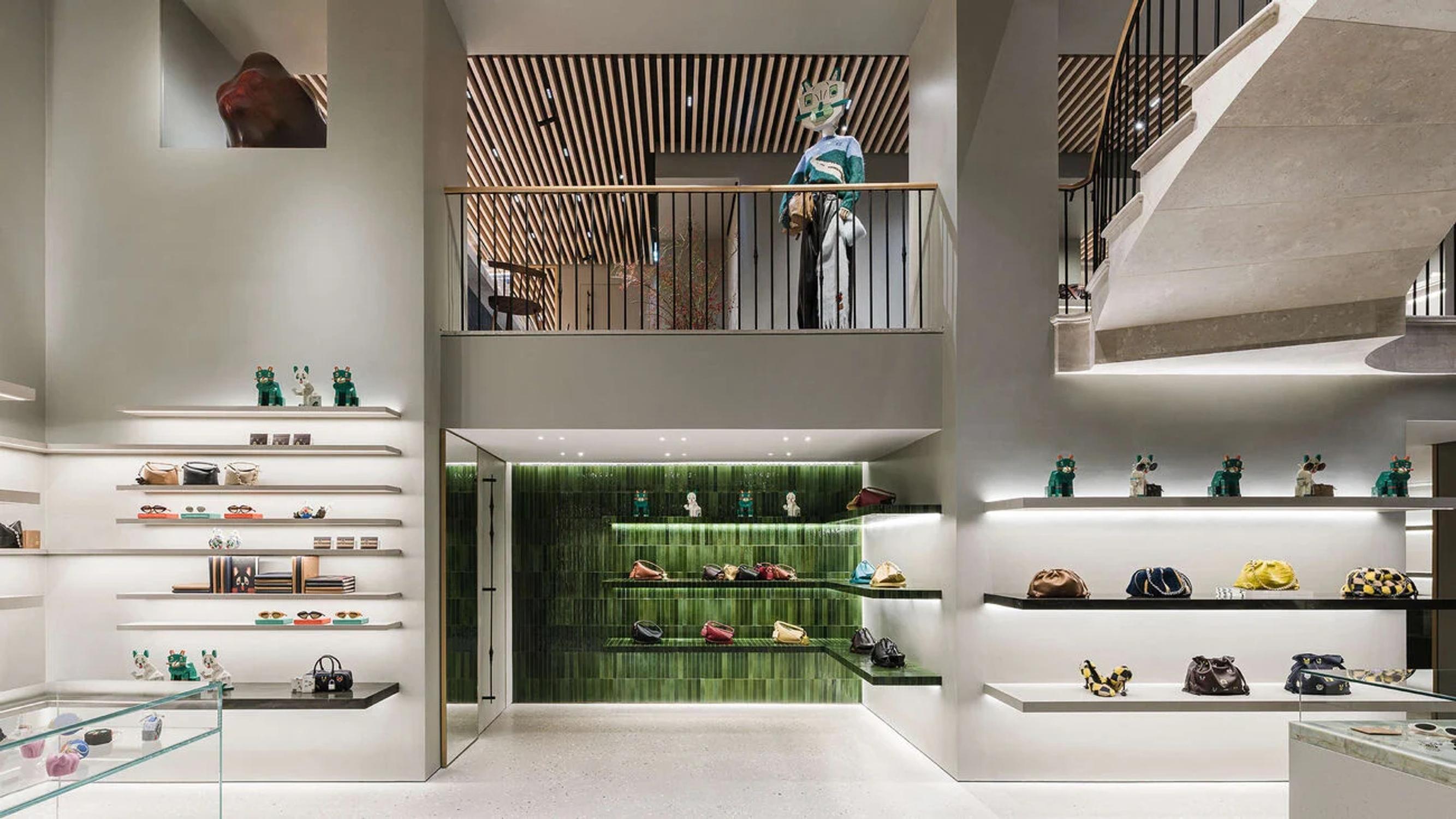 casa loewe montaigne