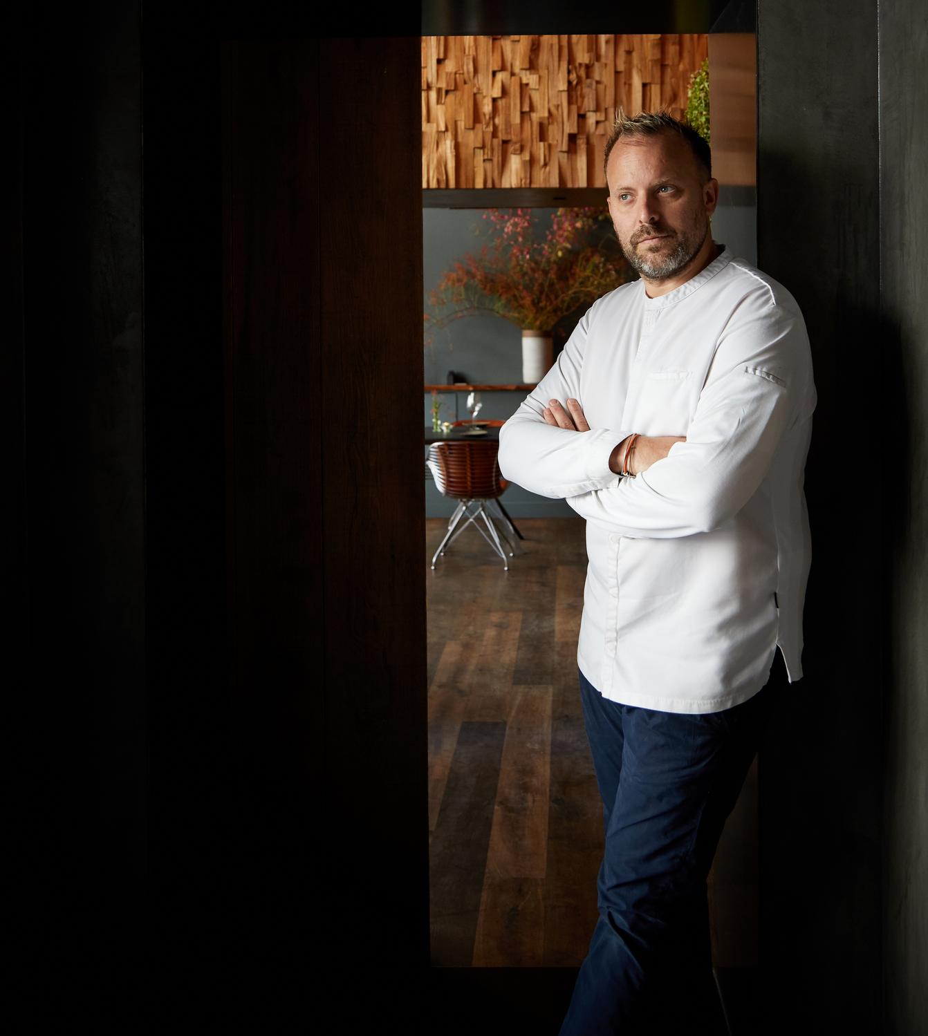 PSG : un grand chef étoilé a concocté un livre de cuisine inspiré des repas  d'enfance des joueurs