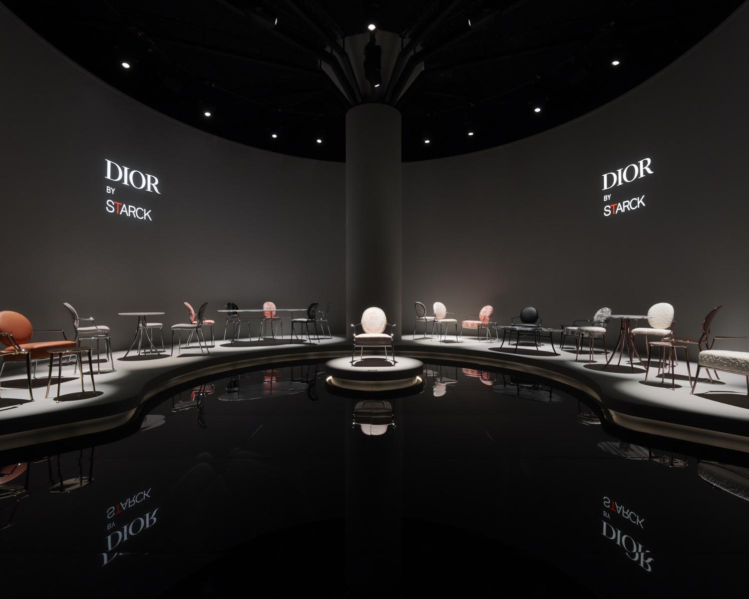 Salon du meuble de Milan : le designer Philippe Starck présente le fauteuil  Monsieur Dior, en hommage au couturier français