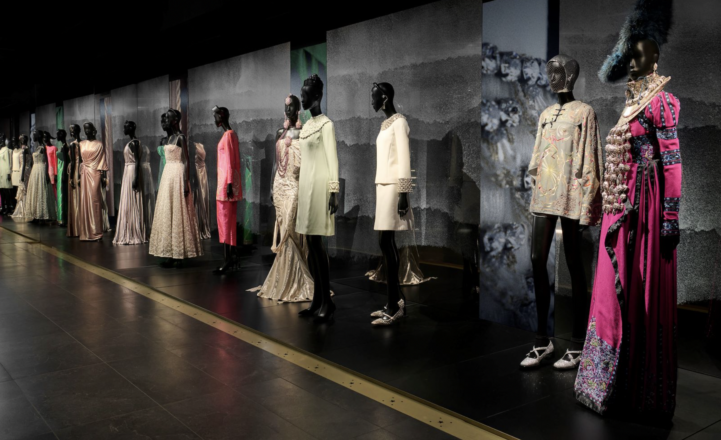 nouvelle exposition dior à Paris