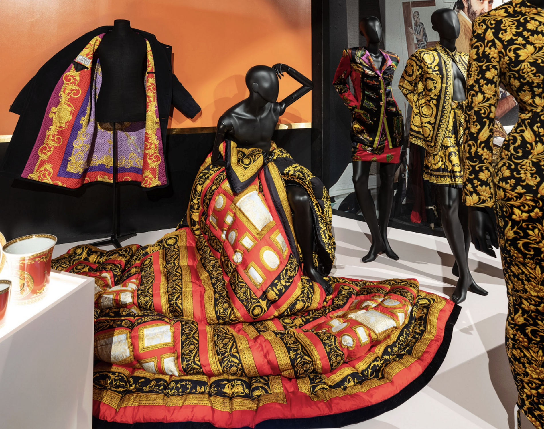versace r&eacute;trospective 2026 &agrave; paris