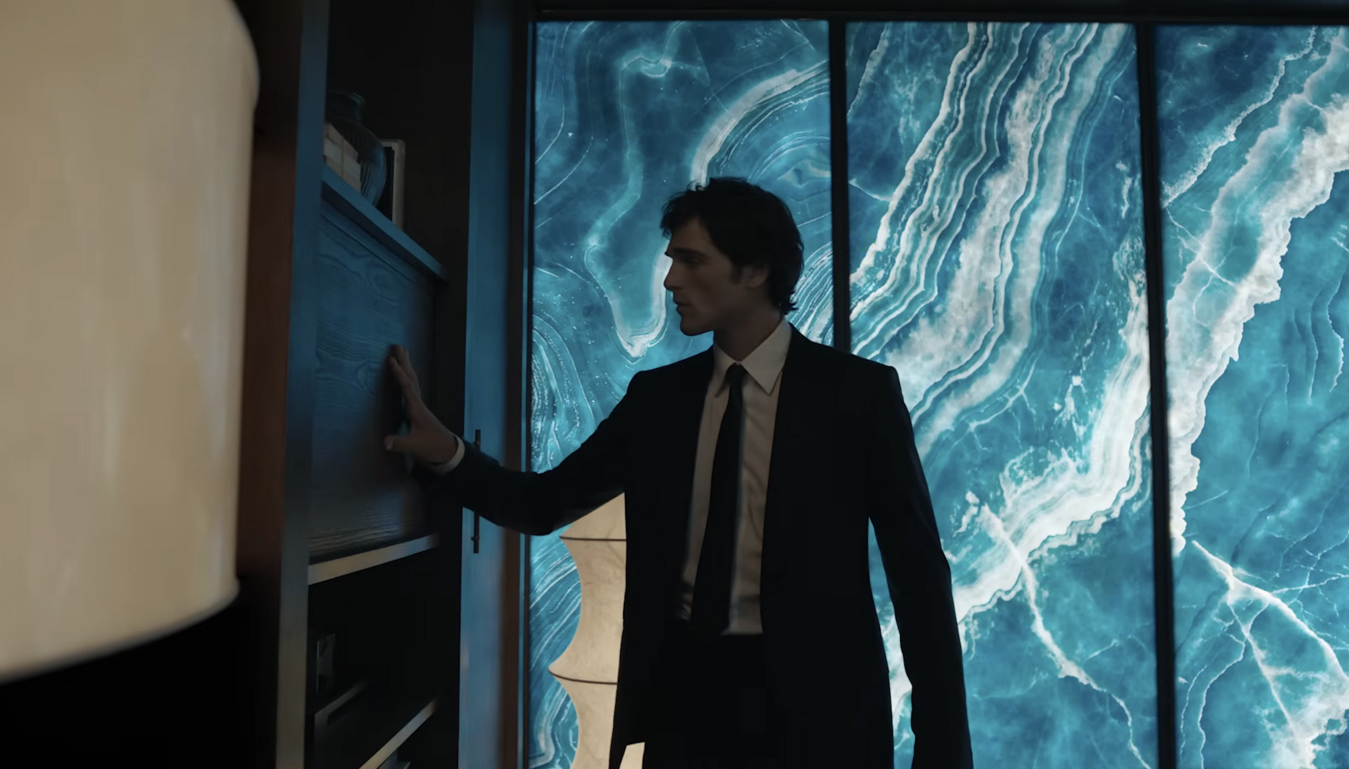 nouvelle publicité de chanel avec jacob elordi, sur une musique de thomas bangalter (daft punk)