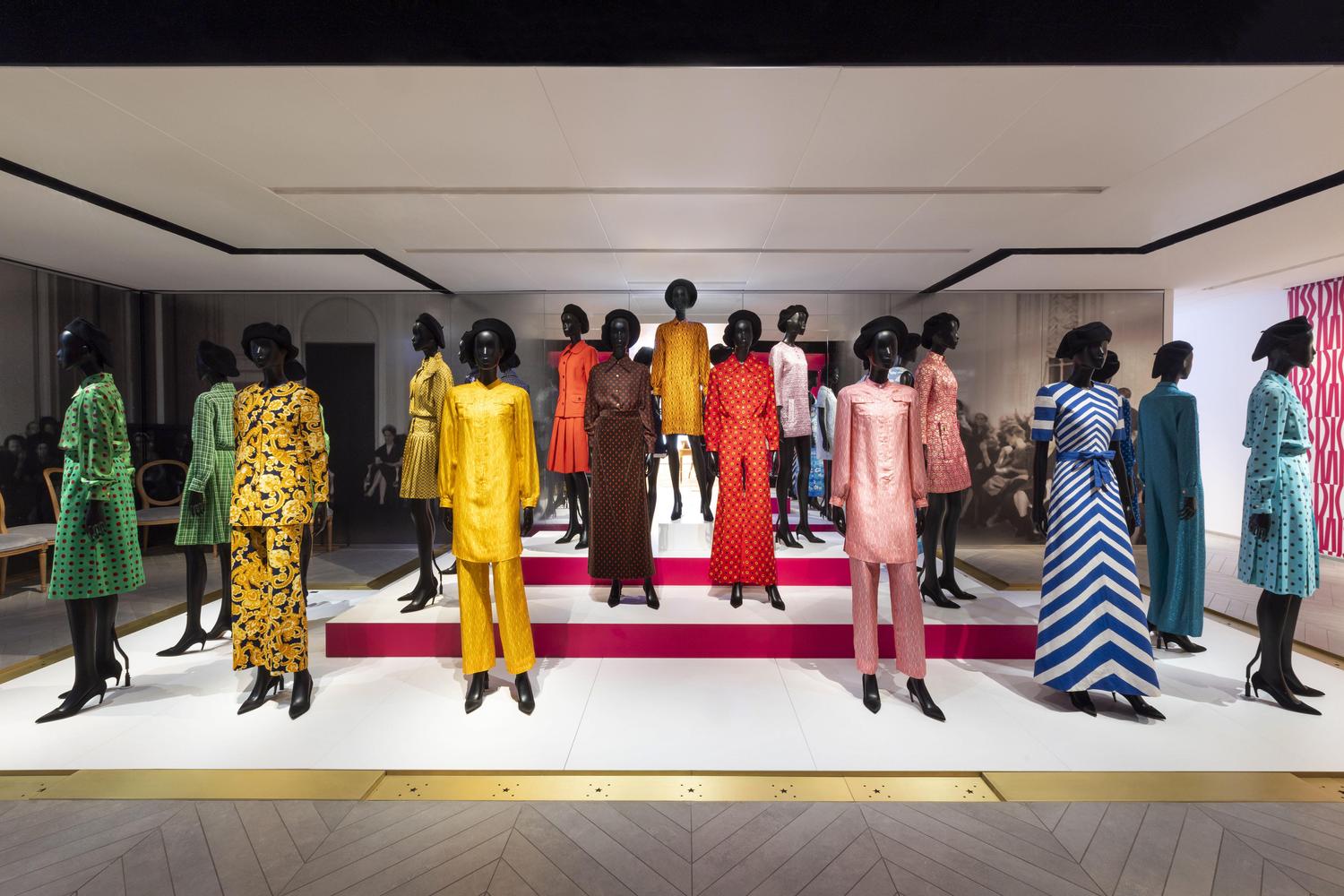 dior galerie nouvelle exposition luxe 2023