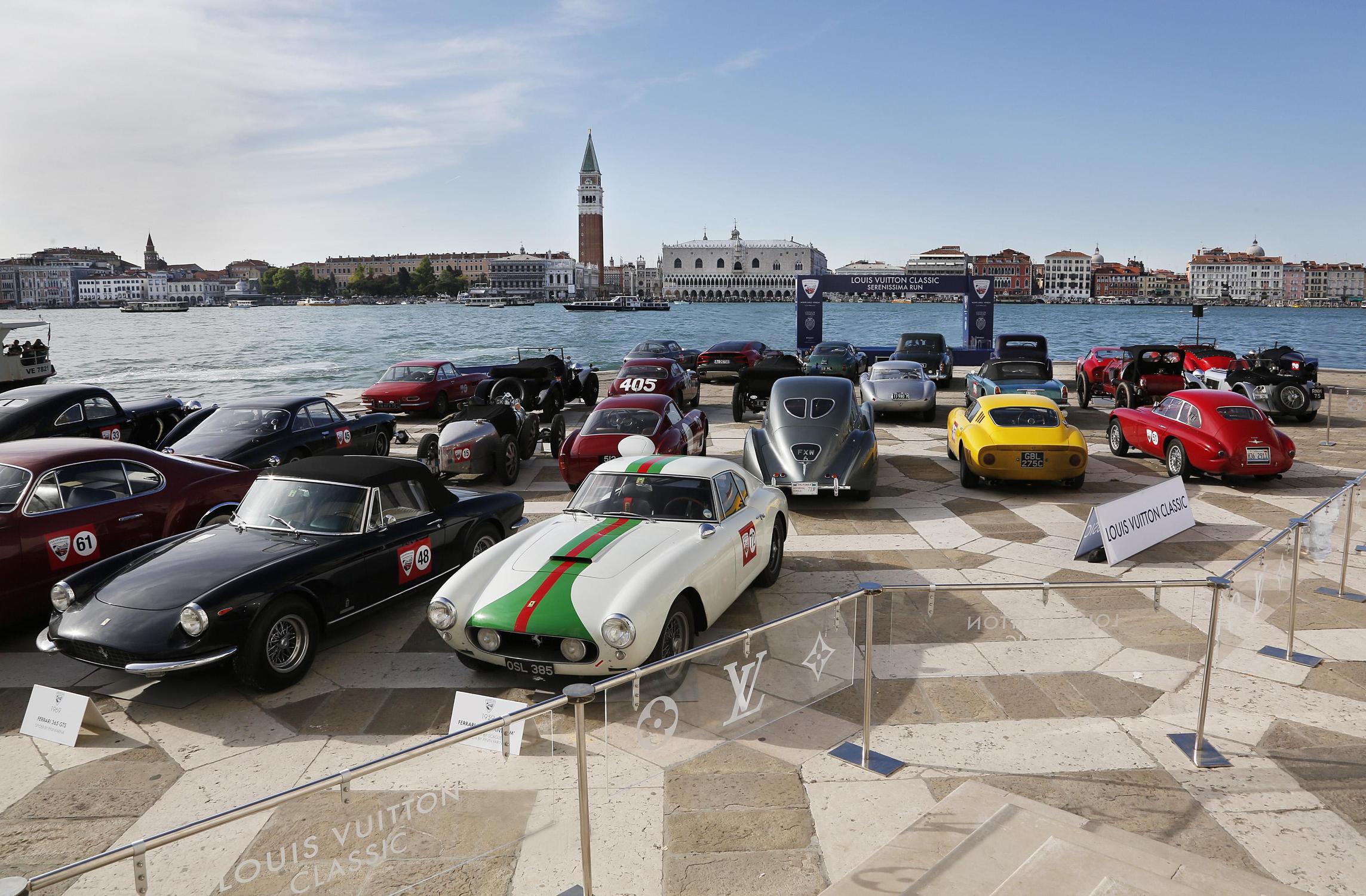 course automobile louis vuitton vintage