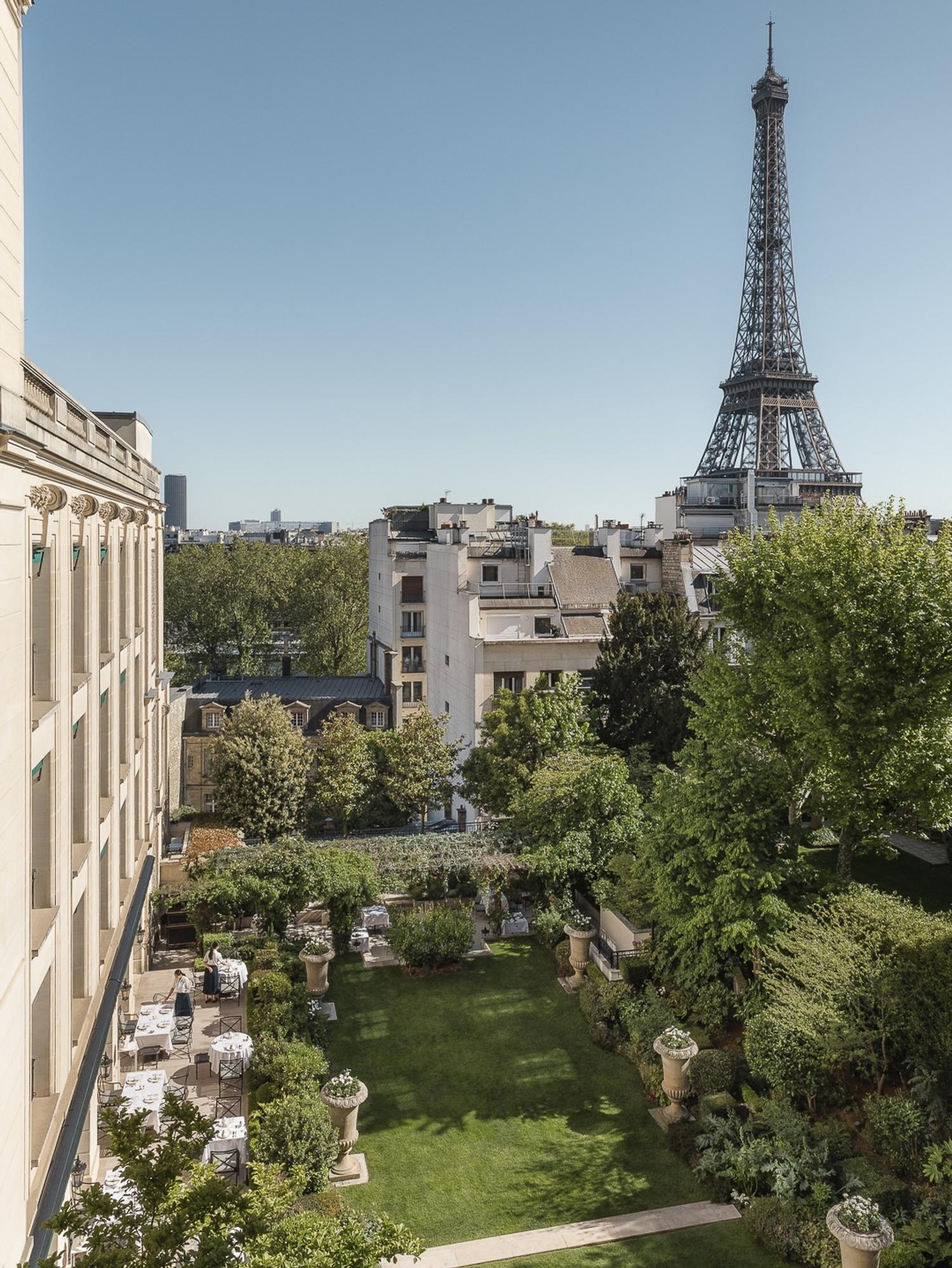 maison roland shangri la paris