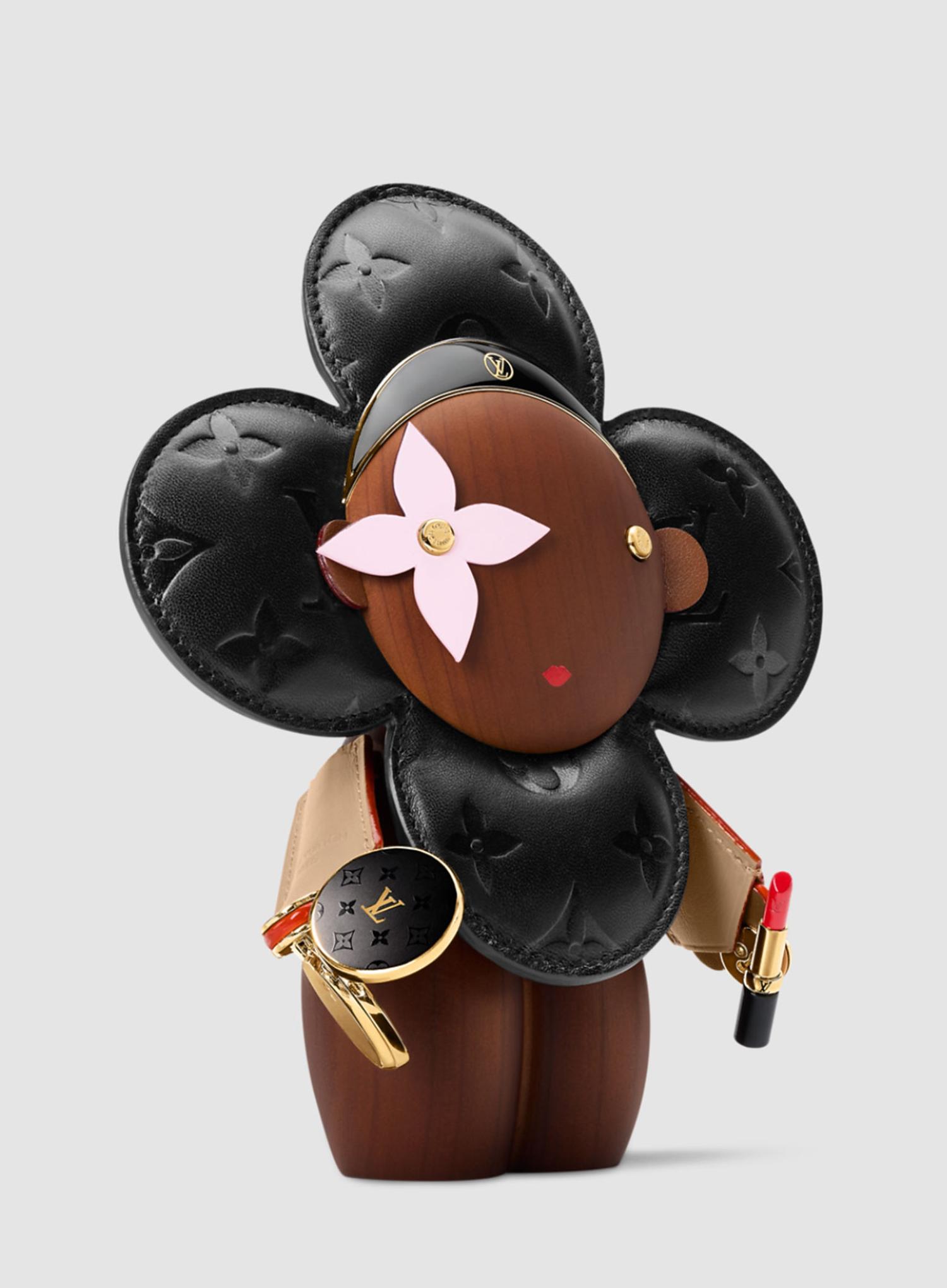 sculpture louis vuitton anniversaire maquillage