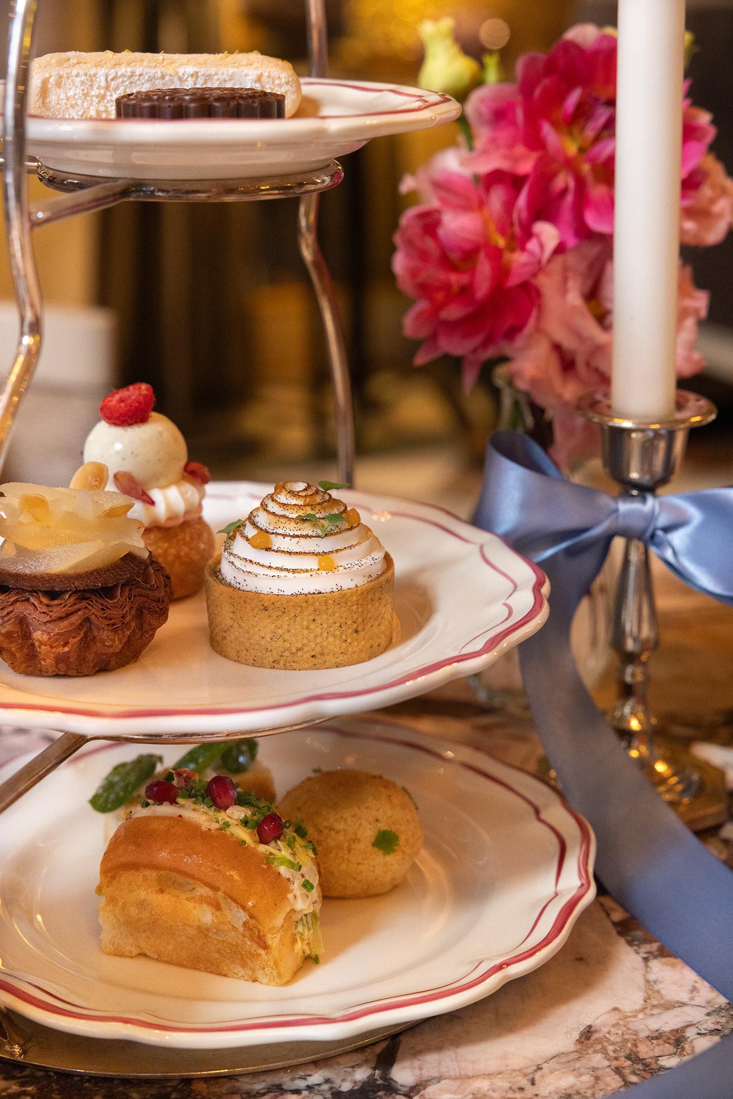 manolo blahnik au crillon gouter exposition