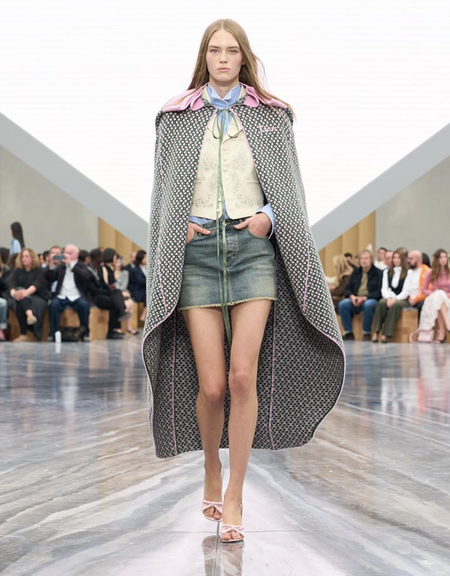 nouvelle collection de jonathan anderson pour dior