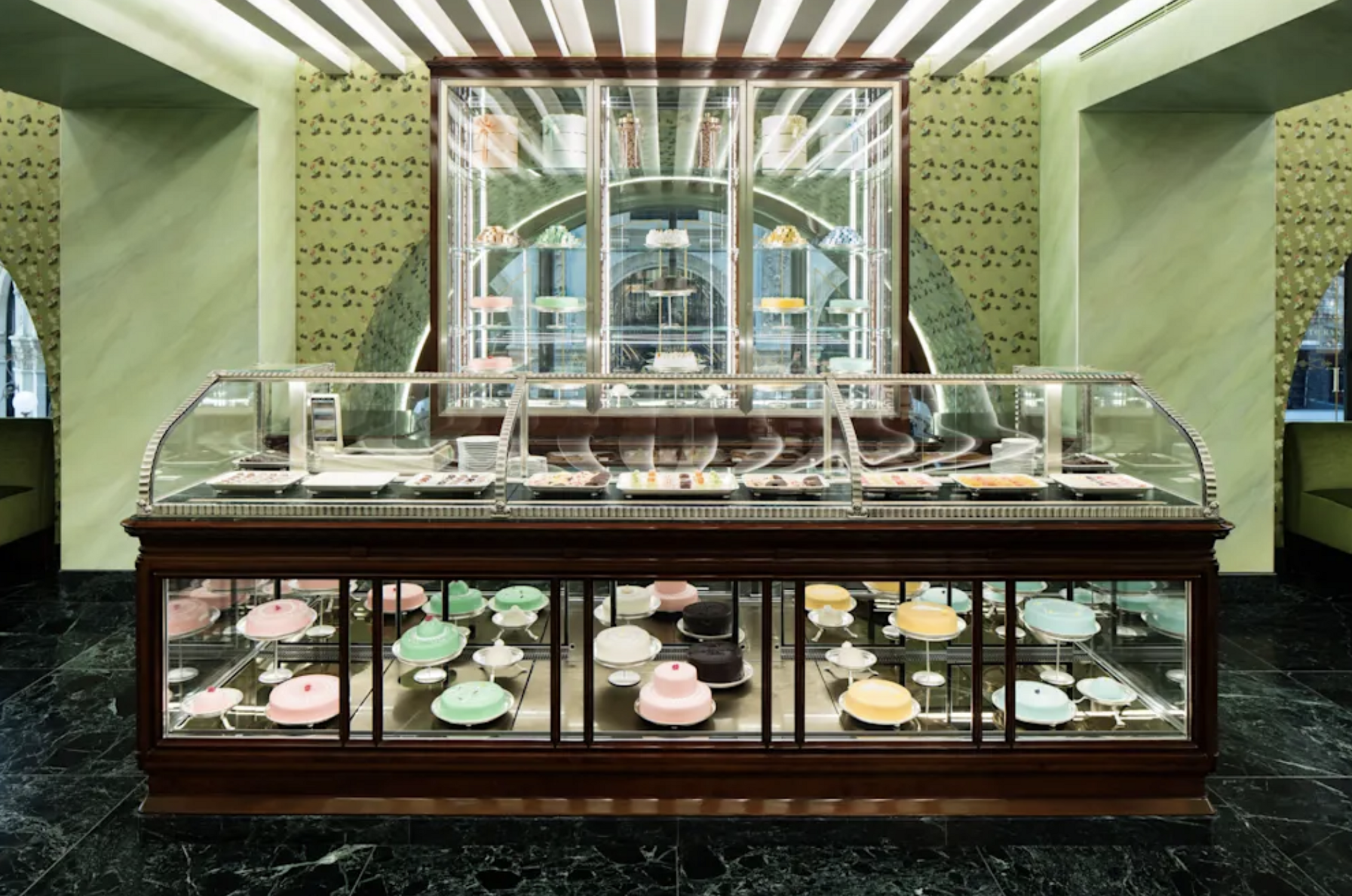 prada patisserie de luxe marchesi