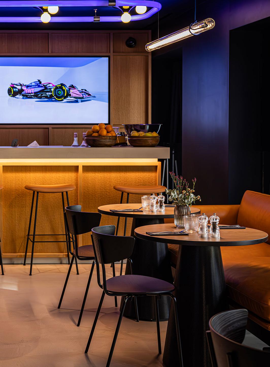 Retail automobile : Alpine mise sur la gastronomie et la Formule 1 pour transformer son modèle de flagship