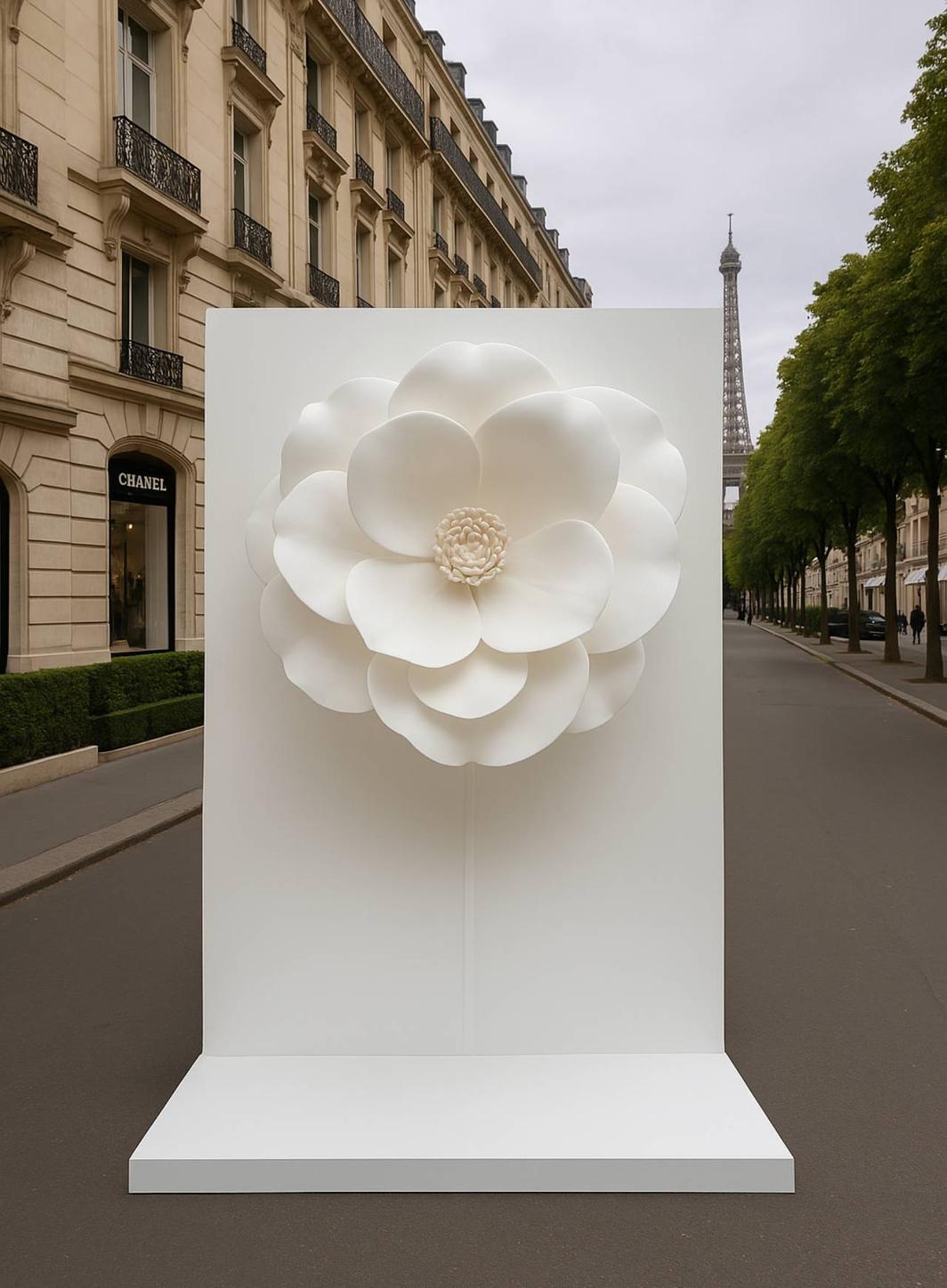 L’avenue Montaigne organise un show floral en collaboration avec les grandes Maisons du quartier