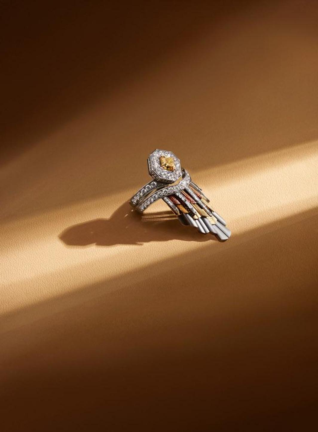 De Beers présente sa nouvelle collection de Haute Joaillerie, The Alchemist of Light.