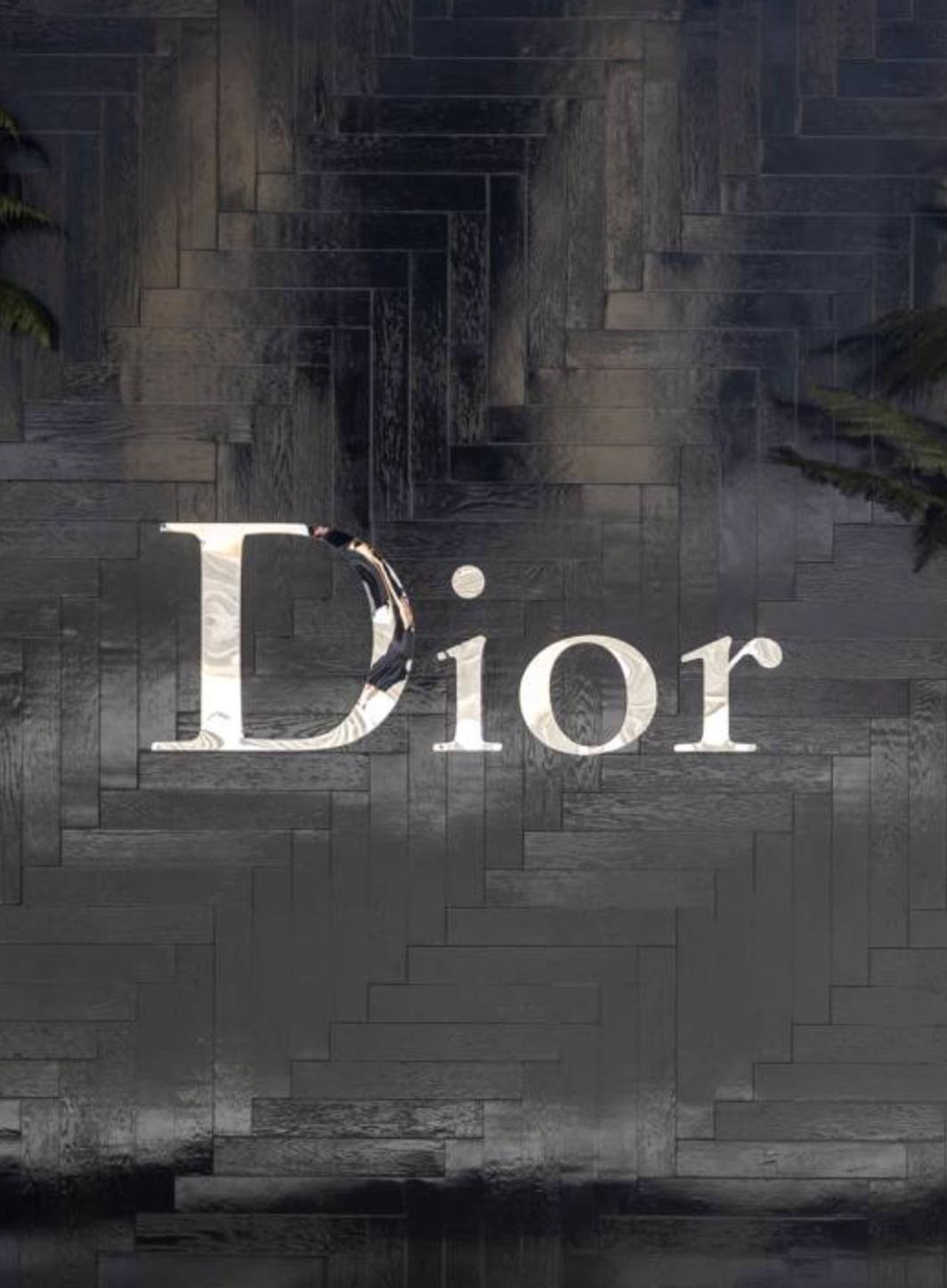 Dior invite le grand public dans les coulisses de son défilé Haute Couture, au musée Rodin