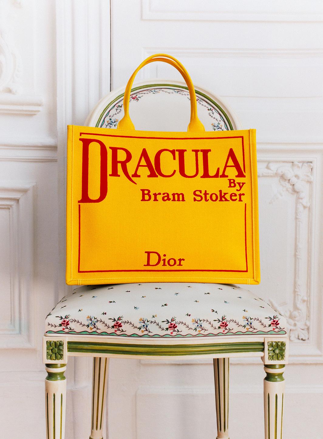 Dior s'inspire de l'un de ses sacs de luxe pour lancer ses mini-jeux online