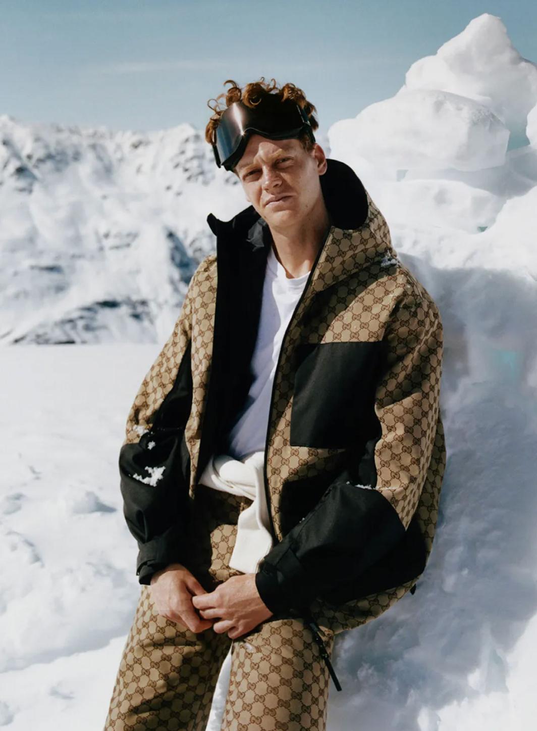 Après Balenciaga, Gucci lance à son tour sa ligne de skiwear - et muscle la stratégie sportswear de Kering