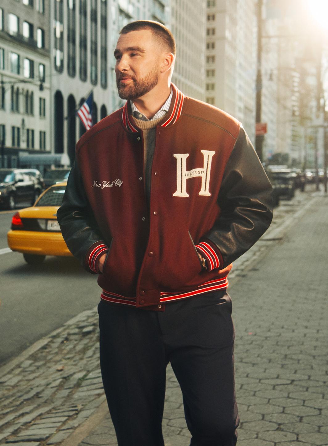 De New York à Travis Kelce : la stratégie de Tommy Hilfiger pour réactualiser son héritage