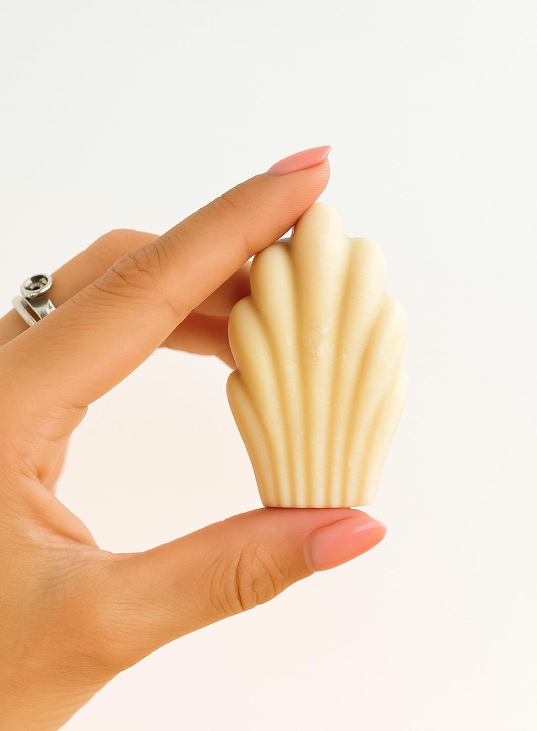 Madlen : la madeleine qui passe du souvenir d’enfance à l’objet désirable