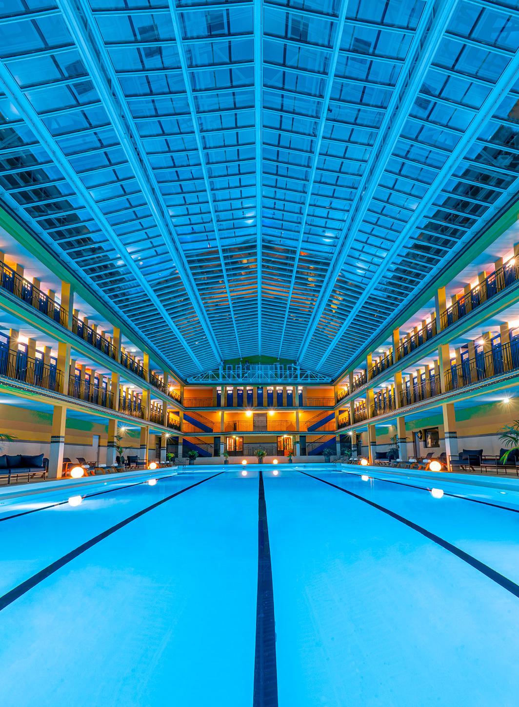 Nouvel An 2025 : L'Hôtel Molitor propose un bain de minuit aux enchères