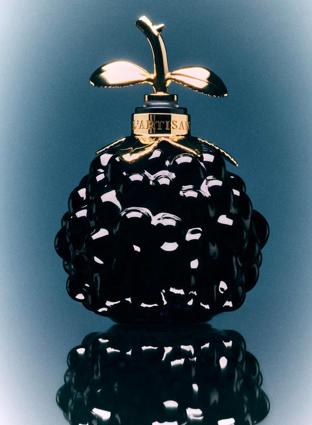 Ce flacon de parfum inspire une pâtisserie trompe-l'oeil à Cedric Grolet