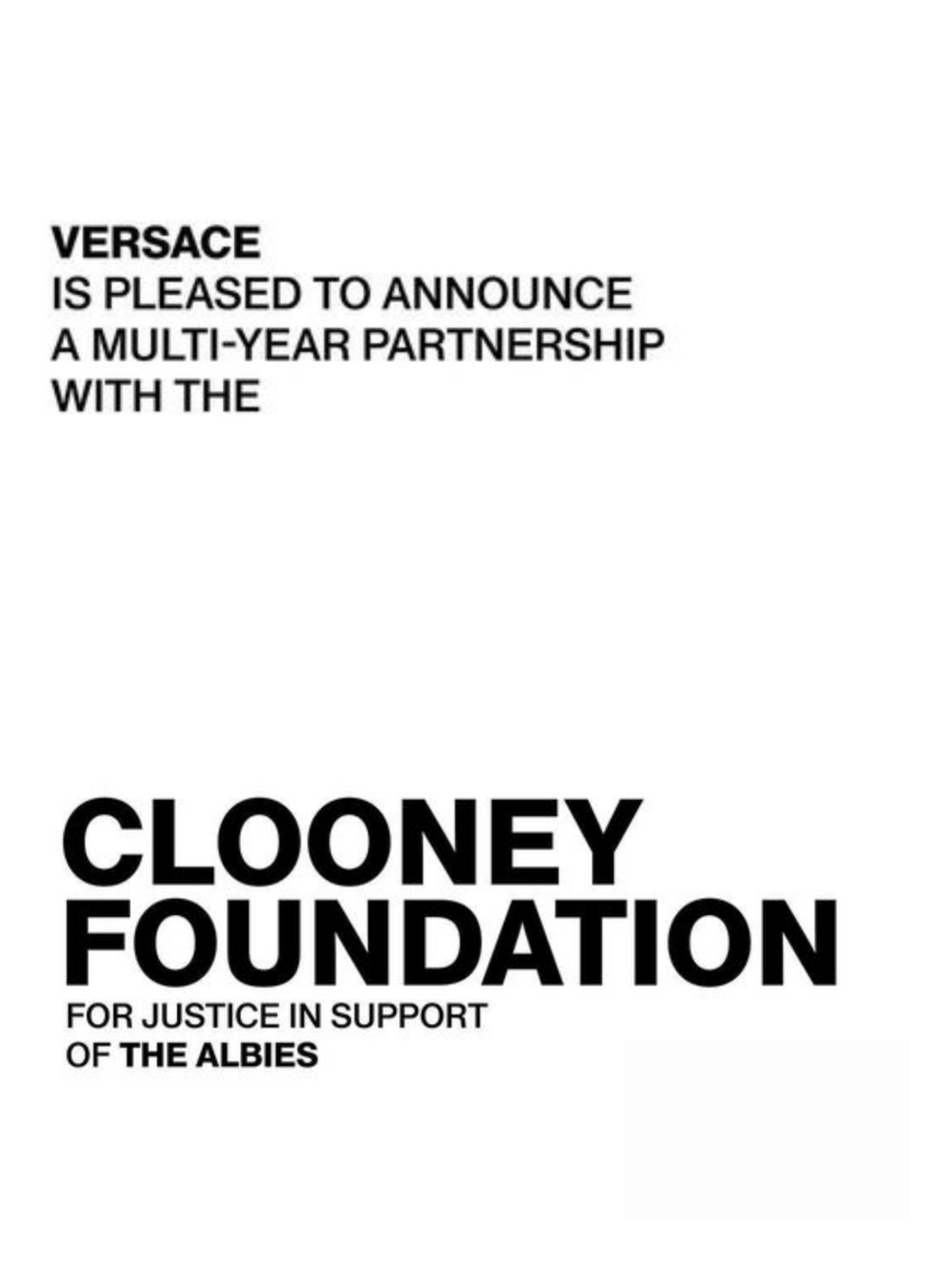 Versace se rapproche des Clooney et de leur fondation.