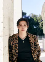 Pour ses 100 ans, Fendi s'offre un titre de K-pop avec Bang Chan (Stray Kids)