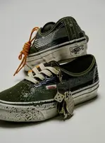 Un sac Chanel inspire une collection de Vans