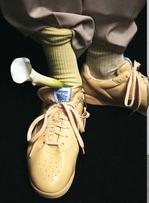 Celine lance ses premières sneakers de luxe en collaboration avec Reebok