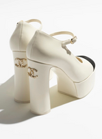 Chanel renforce ses activités chaussures avec Grey Mer