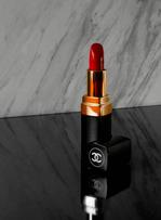 Chanel mise sur l'aluminium bas carbone pour ses emballages beauté