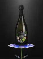 Dom Pérignon célèbre Takashi Murakami avec deux éditions limitées