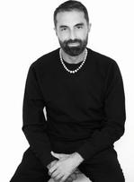 Giambattista Valli renoue avec son indépendance