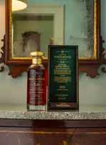 House of Hazelwood : quelle est cette marque de whisky dont le verre est vendu 900 euros au Bristol Paris ?