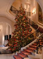 Fêtes 2025 : la haute hôtellerie parisienne sort le grand jeu pour Noël