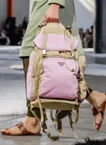 Des sandales "Made in Italy" inspirées de l'Inde : Prada réagit à la polémique