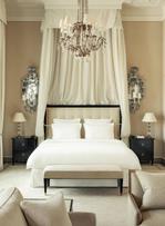 Dormir dans une suite iconique : ces chambres qui ont marqué l’histoire