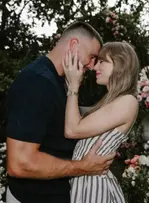 Comment Taylor Swift a relancé l'intérêt pour la Santos Demoiselle de Cartier