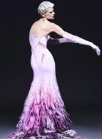 Après dix ans d'absence, Versace revient à la Haute Couture parisienne en janvier 2027