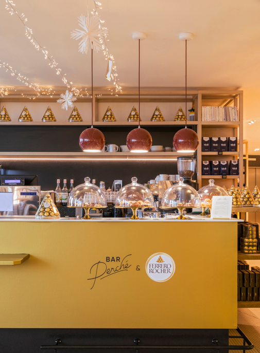 Ferrero Rocher s’invite au Printemps Haussmann.