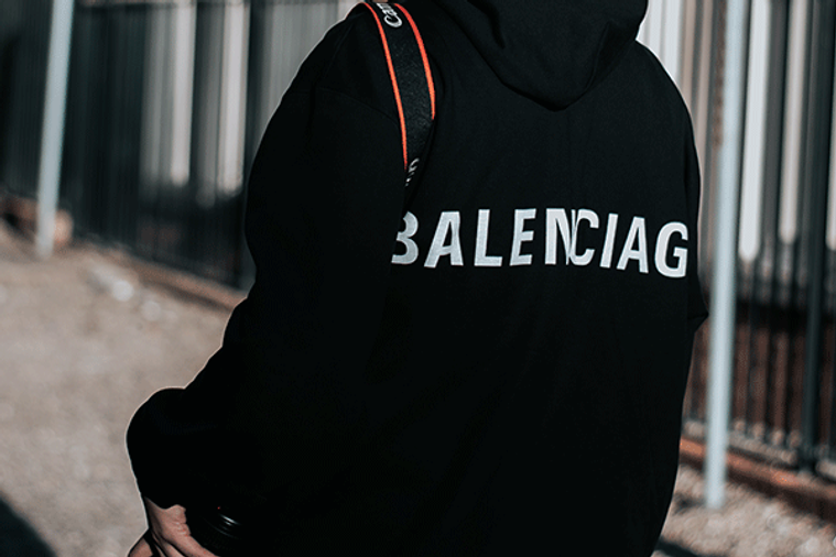 Balenciaga et Alexander McQueen renoncent à la fourrure.