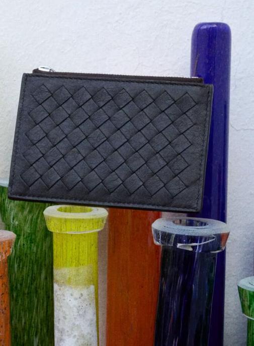 Luxe durable : Bottega Veneta tresse désormais du végétal