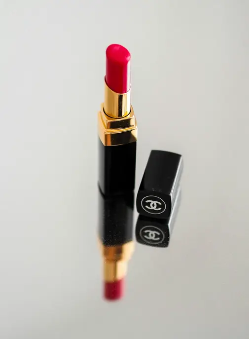 Chanel Beauté visé par une plainte aux États-Unis pour son essayage virtuel