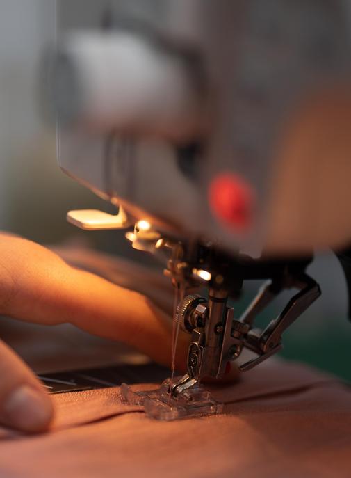 Un atelier de couture de soie haut-de-gamme se prépare à ouvrir dans la Drôme.