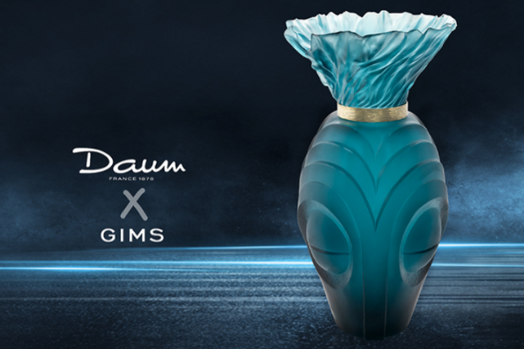 Daum : un vase signé par le rappeur Gims.