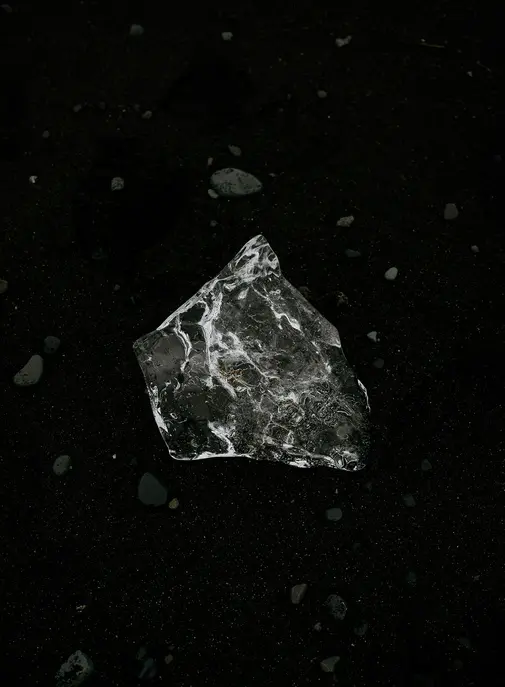 De Beers Group annonce la fermeture de sa marque de bijoux en diamants de synthèse