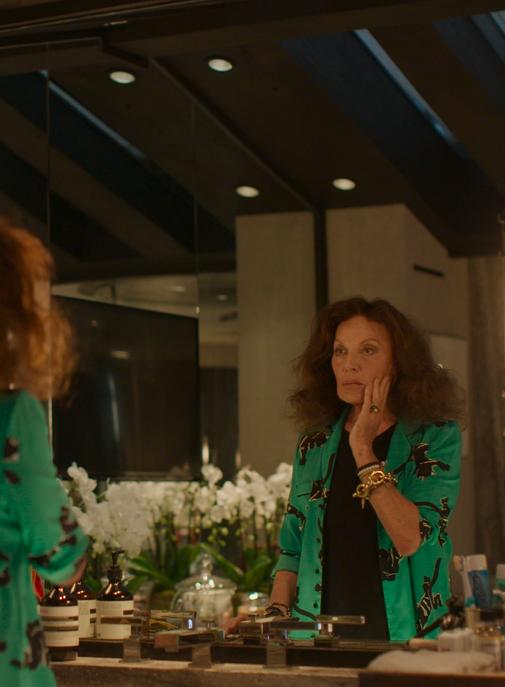 La vie de la créatrice Diane von Fürstenberg bientôt racontée dans un documentaire exclusif.