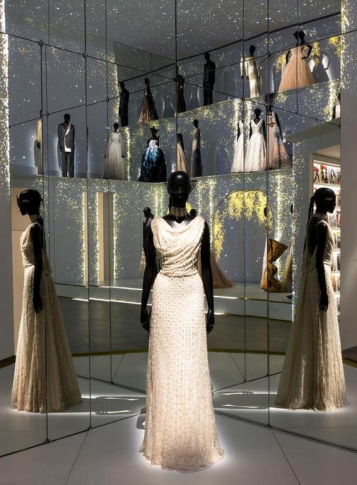 La Galerie Dior inaugure un nouveau parcours d’exposition.