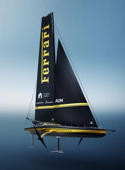 Ferrari quitte l’asphalte pour viser les océans avec le monocoque Hypersail
