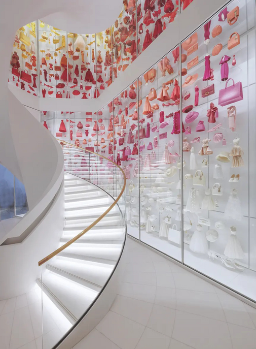 La Galerie Dior et la Fondation Alaïa exposent ensemble
